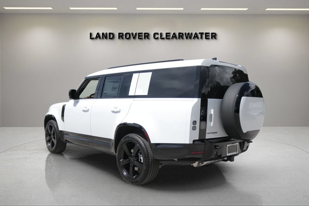 New 2026 Land Rover Defender 130 X-Dynamic SE AWD/4WD image 3