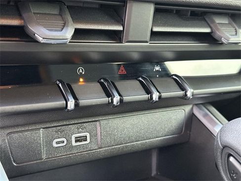 Used 2024 Chevrolet Colorado Trail Boss w/ Advanced Trailering Package image 38