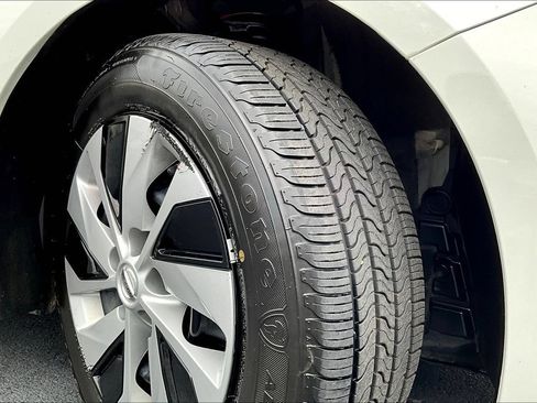 Used 2022 Nissan Altima 2.5 S FWD image 7