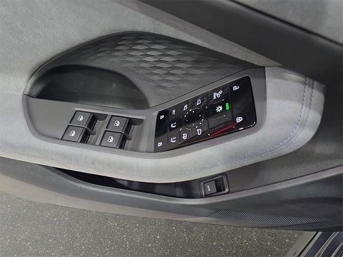 New 2025 Audi S5 Prestige image 28