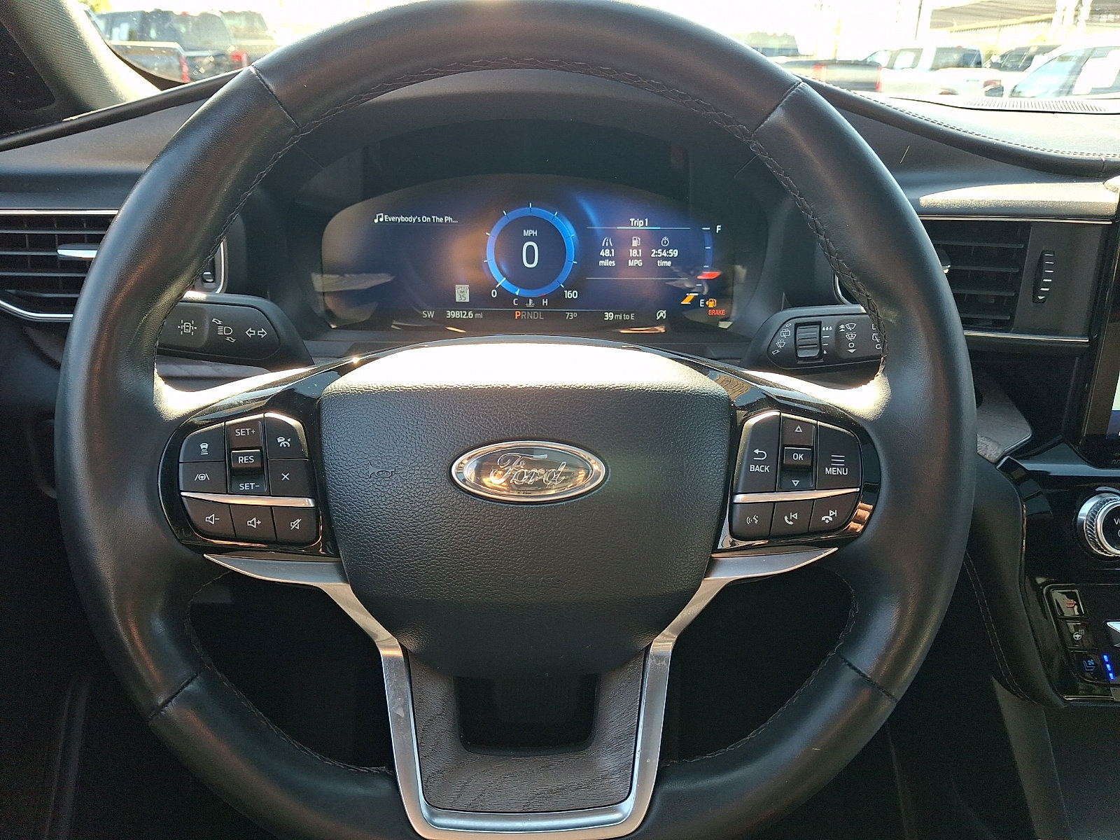 Certified 2023 Ford Explorer Platinum w/ Technology Package AWD/4WD image 28