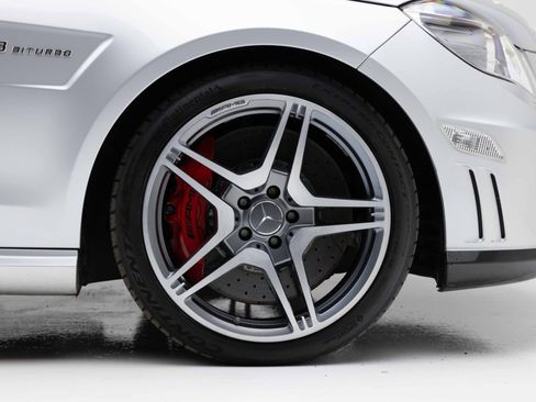 Used 2012 Mercedes-Benz E 63 AMG Wagon image 39