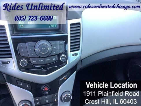 Used 2011 Chevrolet Cruze LT FWD image 14
