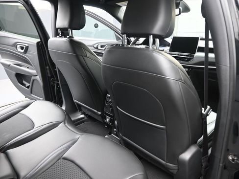 New 2026 Jeep Compass Latitude AWD/4WD image 29