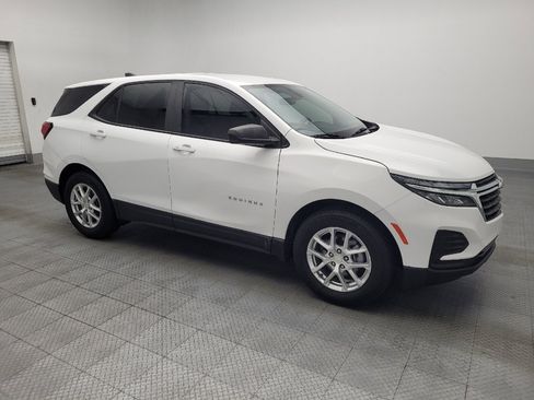 Used 2022 Chevrolet Equinox LS image 11