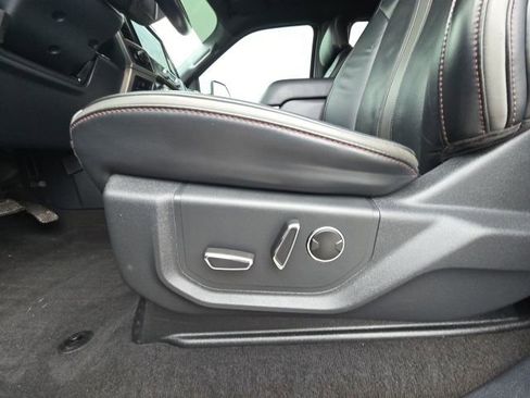 Used 2022 Ford F250 Platinum image 22