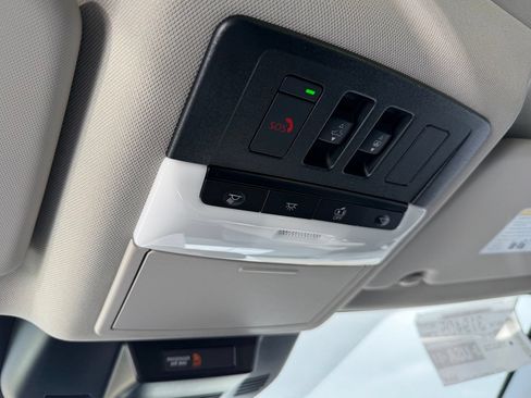 New 2026 Nissan Rogue Platinum AWD/4WD image 24
