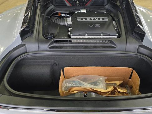 Used 2025 Lotus Emira image 5