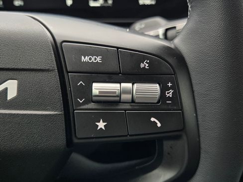 Certified 2025 Kia K4 EX image 25