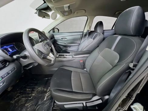 Used 2025 Nissan Sentra SV w/ All-Weather Package FWD image 10