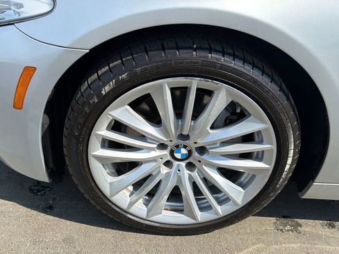 Used 2011 BMW 550i Sedan RWD image 25