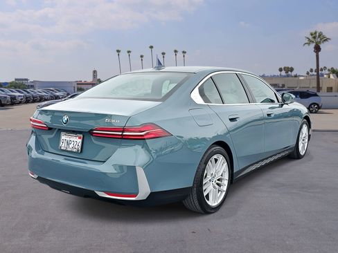 Used 2025 BMW 530i image 5