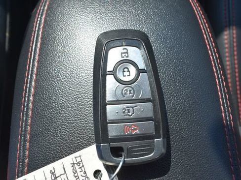 Used 2022 Ford Escape SEL w/ Technology Package AWD/4WD image 35