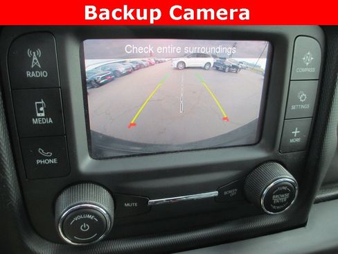 Used 2021 Jeep Wrangler Sport image 13