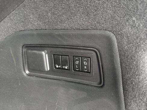 Used 2021 Cadillac Escalade Sport image 8