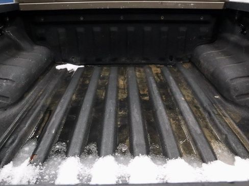 Used 2022 Nissan Frontier PRO-4X w/ Pro-4X Premium Package image 14