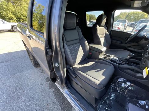 New 2026 Nissan Frontier SV w/ Tow Package image 18