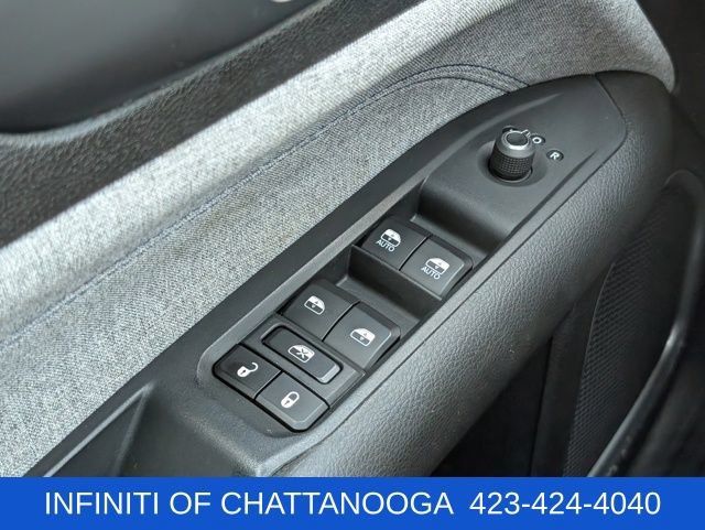 Used 2024 Jeep Compass Latitude AWD/4WD image 27