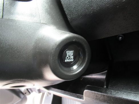 Used 2023 RAM ProMaster 2500 image 23