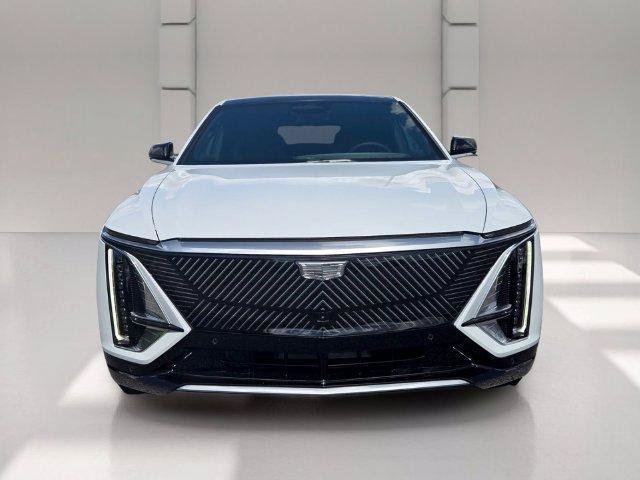 New 2027 Cadillac Lyriq Luxury RWD image 8