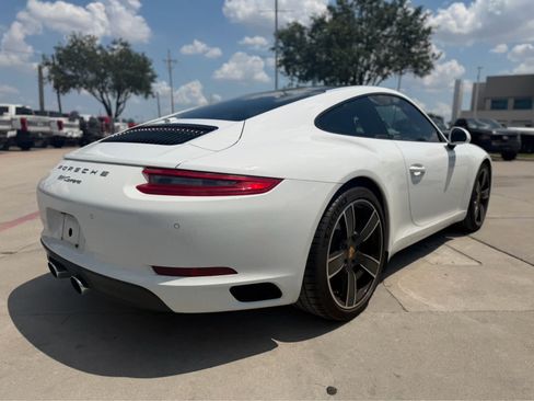Used 2017 Porsche 911 Carrera RWD image 4