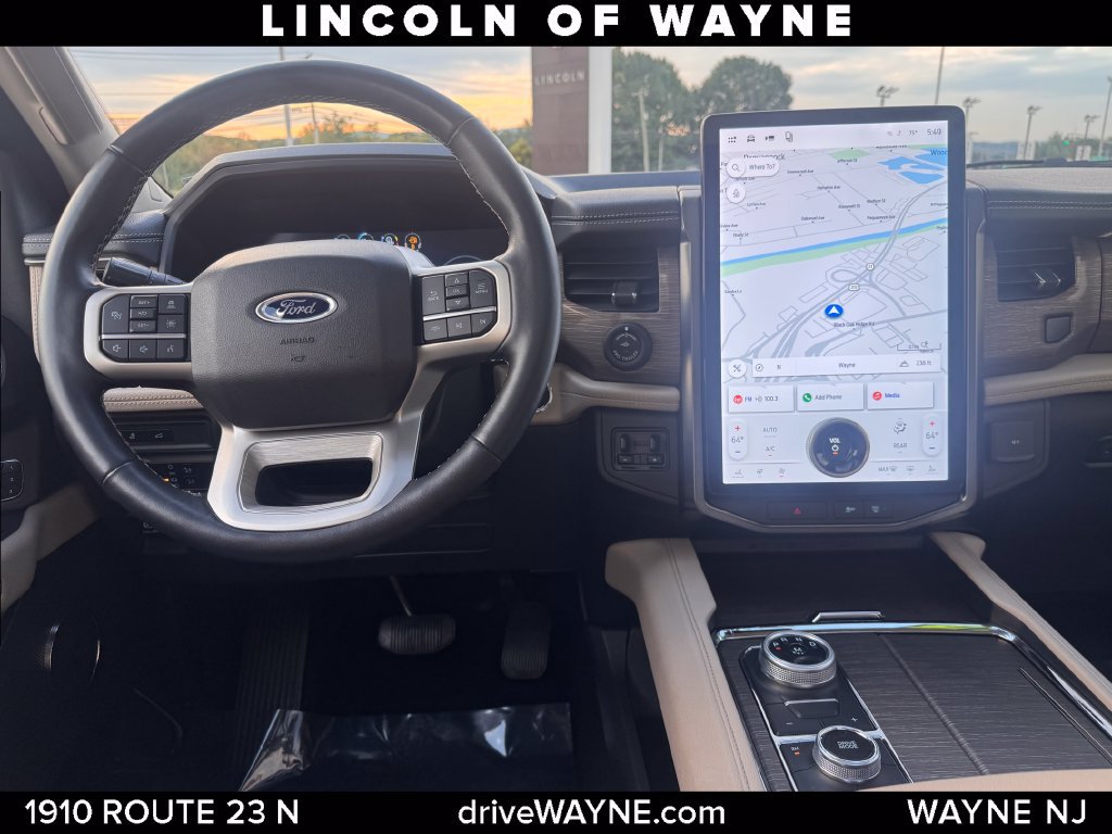 Used 2023 Ford Expedition Limited AWD/4WD image 25