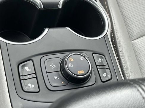 Used 2020 GMC Terrain SLT AWD/4WD image 33