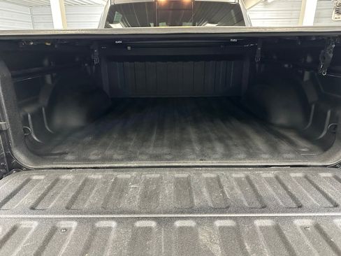 Used 2023 RAM 1500 Laramie AWD/4WD image 25