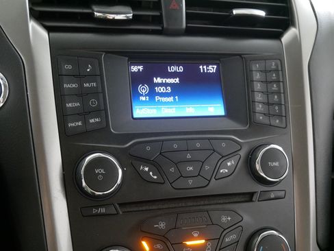 Used 2018 Ford Fusion S image 22