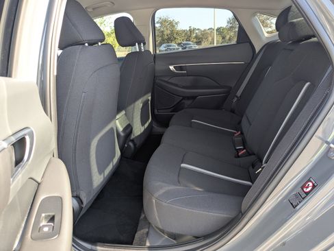 Used 2023 Hyundai Sonata SEL w/ Preferred Accessory Package image 15