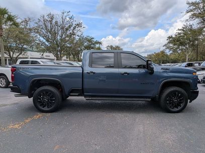 Used 2025 Chevrolet Silverado 2500 Custom w/ Custom Convenience Package