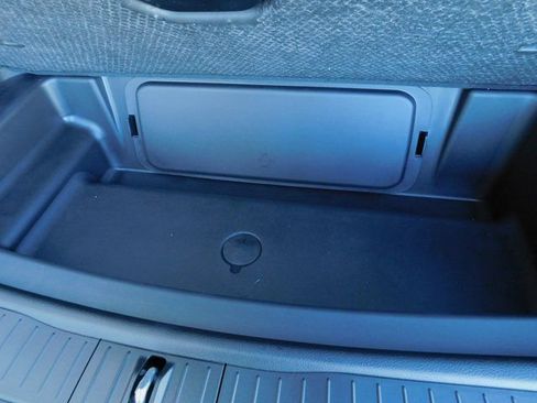 New 2025 Jeep Grand Cherokee L Laredo image 14