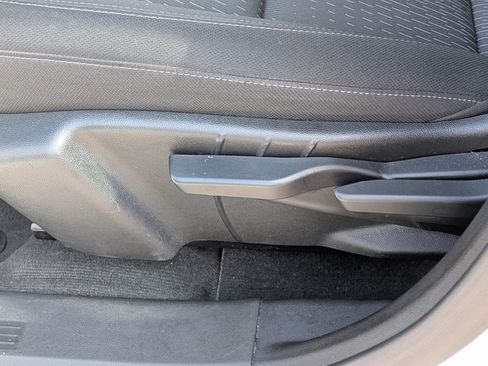 Used 2025 Chevrolet Equinox LT FWD image 20