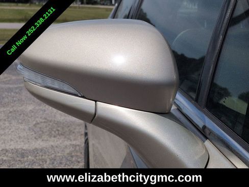 Used 2018 Ford Fusion Titanium image 10