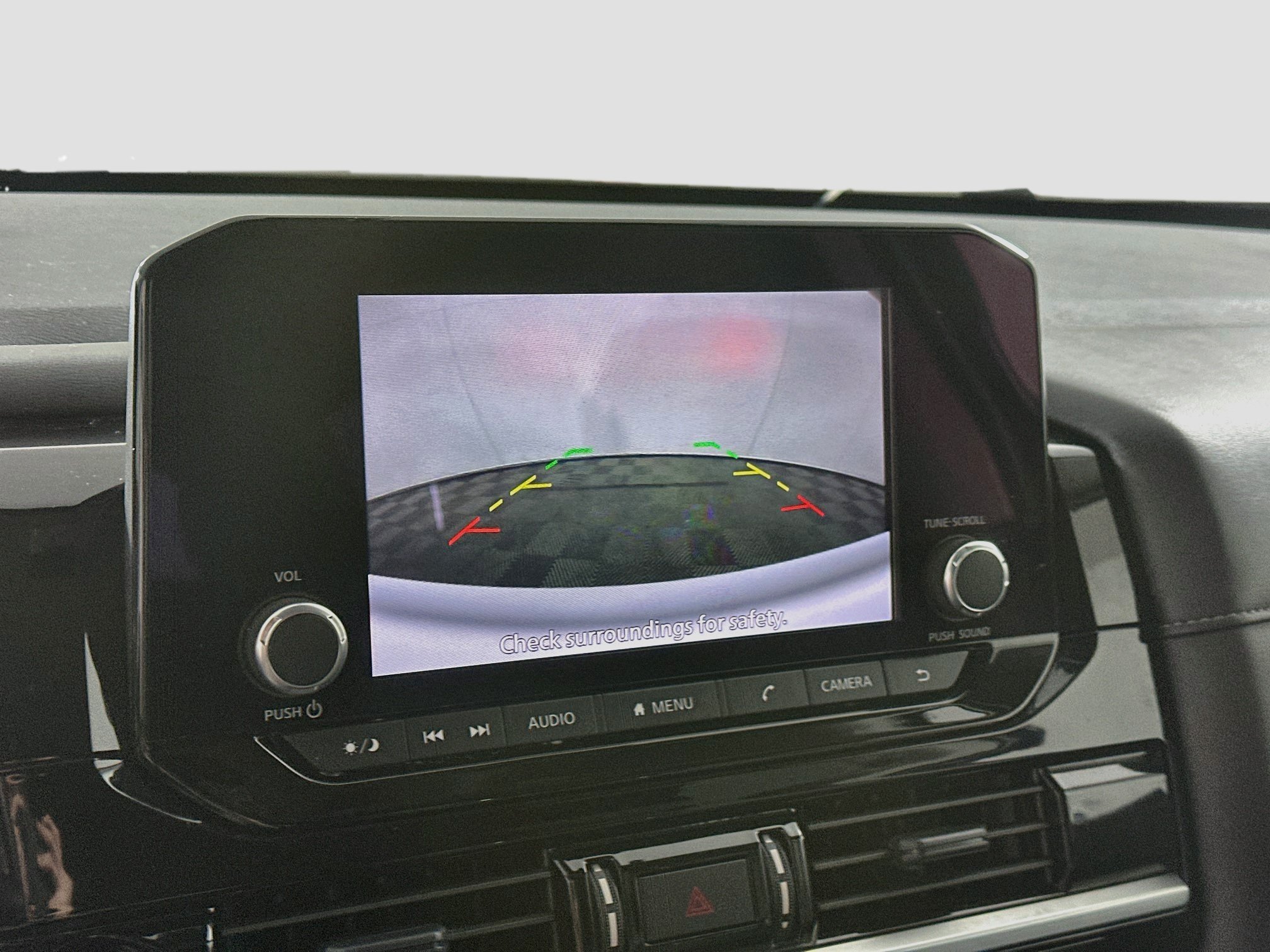 Used 2025 Nissan Pathfinder SV FWD image 22