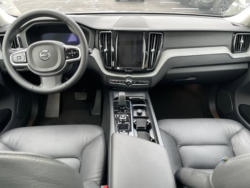 Used 2025 Volvo XC60 B5 Plus image 35