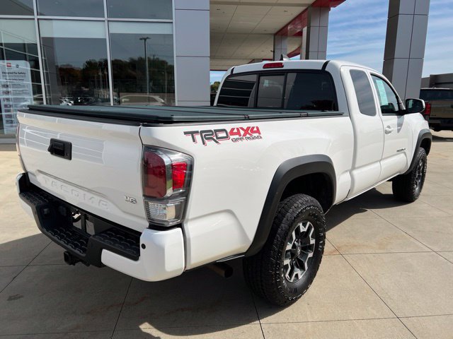 Used 2022 Toyota Tacoma TRD Off-Road w/ TRD Premium Off Road Package AWD/4WD image 7