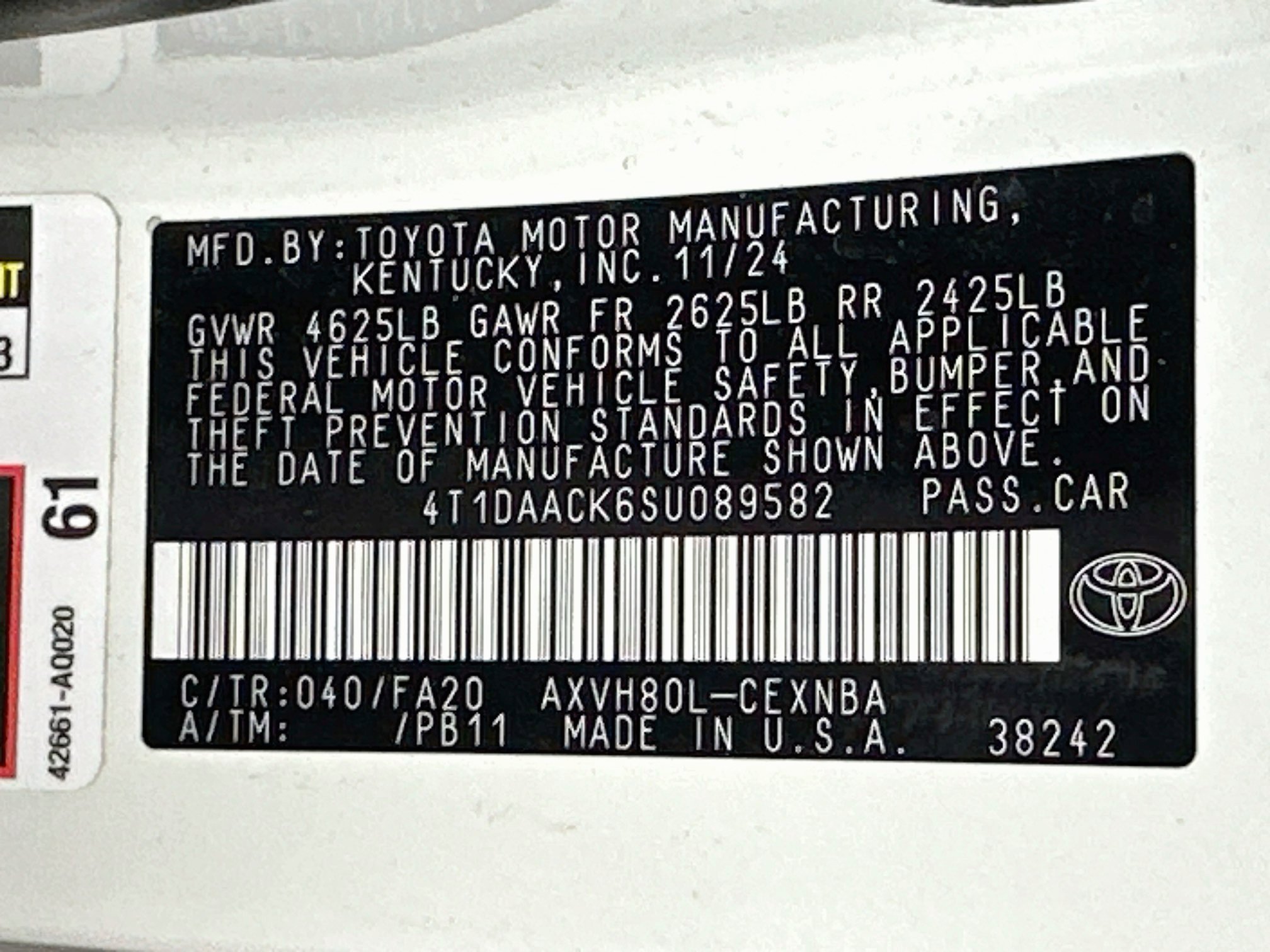 Used 2025 Toyota Camry LE FWD image 12