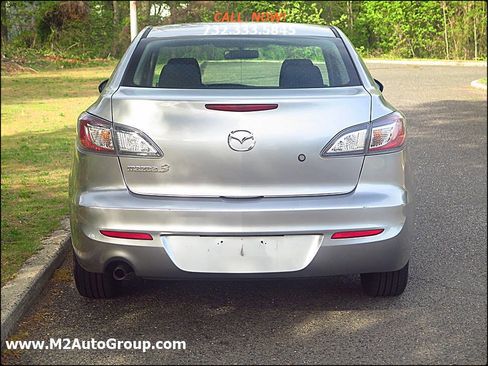 Used 2013 MAZDA MAZDA3 i SV image 20