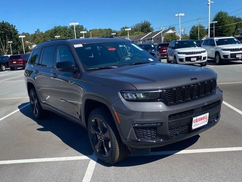 New 2025 Jeep Grand Cherokee L Limited w/ Luxury Tech Group II image 2