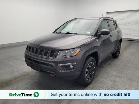 Used 2019 Jeep Compass Trailhawk image 1