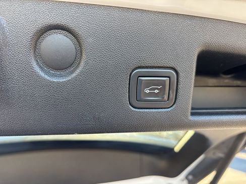 Certified 2020 Chevrolet Equinox LT image 19