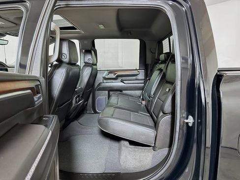 Used 2024 GMC Sierra 2500 Denali w/ Denali Reserve Package AWD/4WD image 24