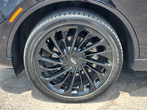 Used 2022 Lincoln Aviator Reserve w/ Equipment Group 201A AWD/4WD image 10