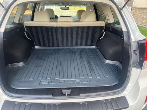 Used 2011 Subaru Outback 2.5i Premium image 29