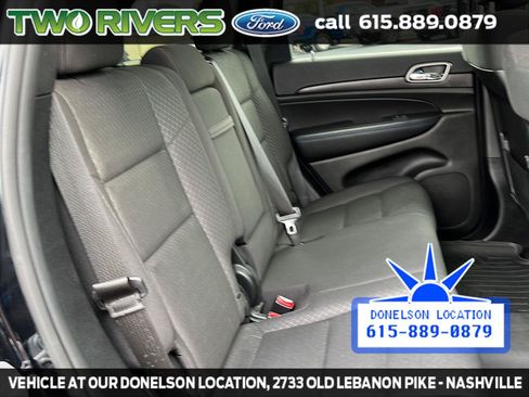 Used 2018 Jeep Grand Cherokee Laredo AWD/4WD image 42