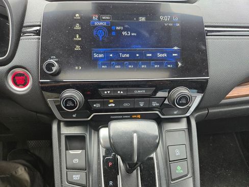 Used 2025 Honda HR-V LX image 10