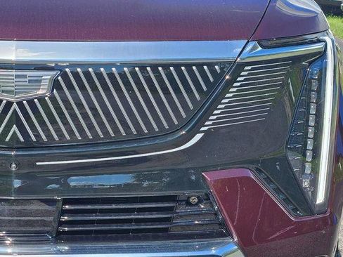 New 2025 Cadillac Escalade IQ Luxury 2 image 10