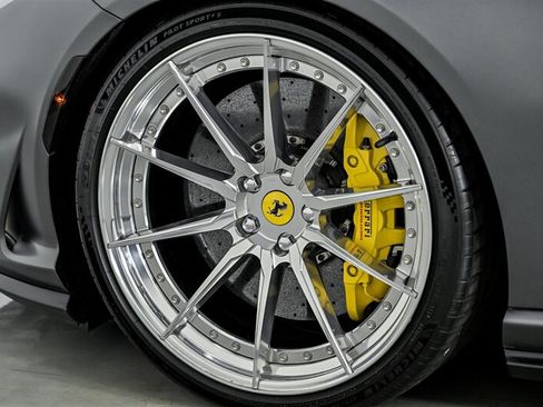 Used 2020 Ferrari 812 Superfast RWD image 13