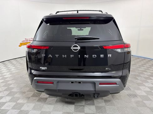 New 2026 Nissan Pathfinder SL w/ SL Premium Package FWD image 4